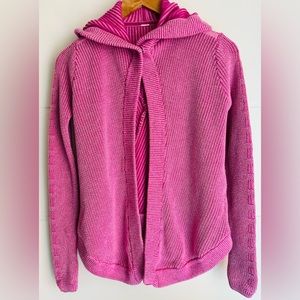 IVIVVA pink wrap sweater with snap closure in excellent condition size 12